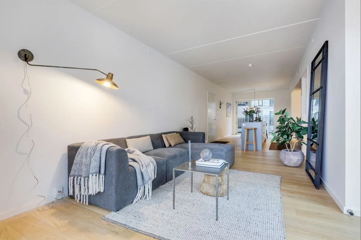 5-room apartment with a balcony in 2300 København S image 5