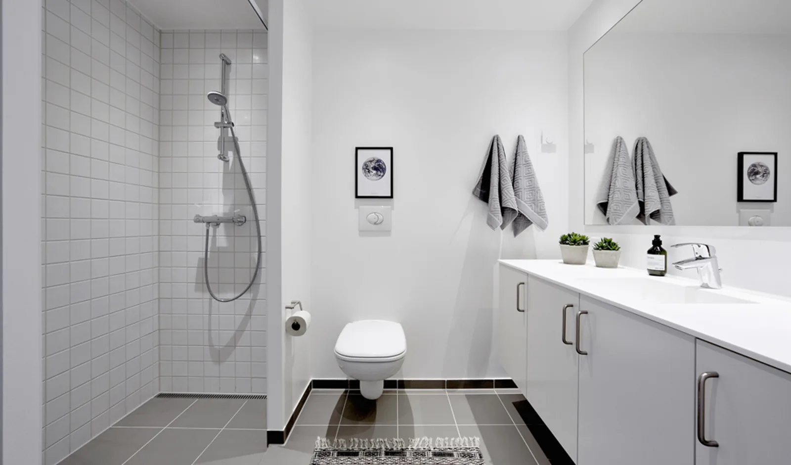 4-room apartment with a balcony in 2300 København S image 5