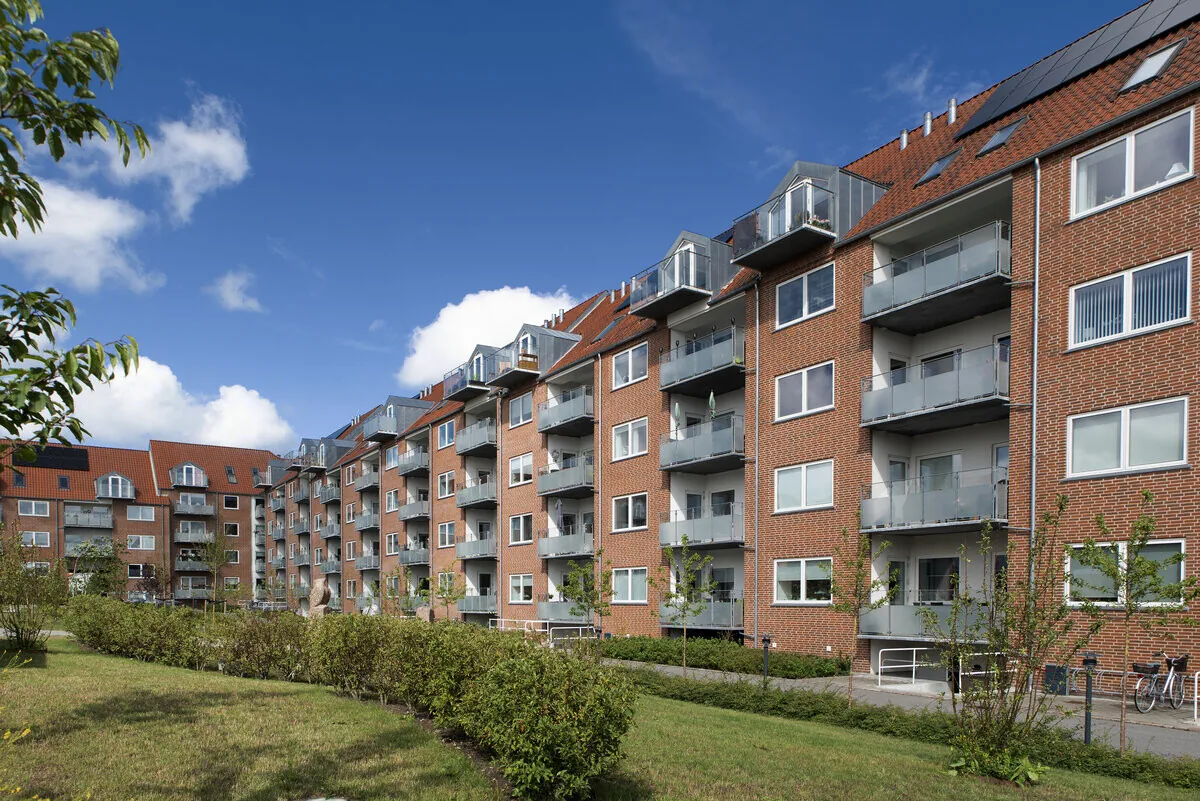 4-room apartment with a balcony in 9900 Frederikshavn image 5