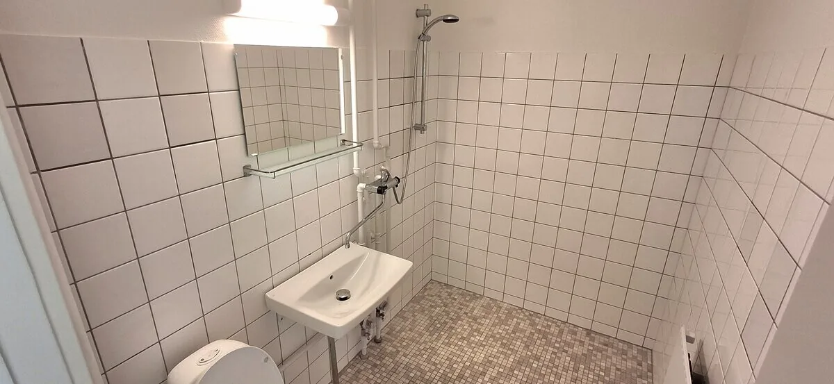 3-room apartment with a balcony in 9900 Frederikshavn image 3