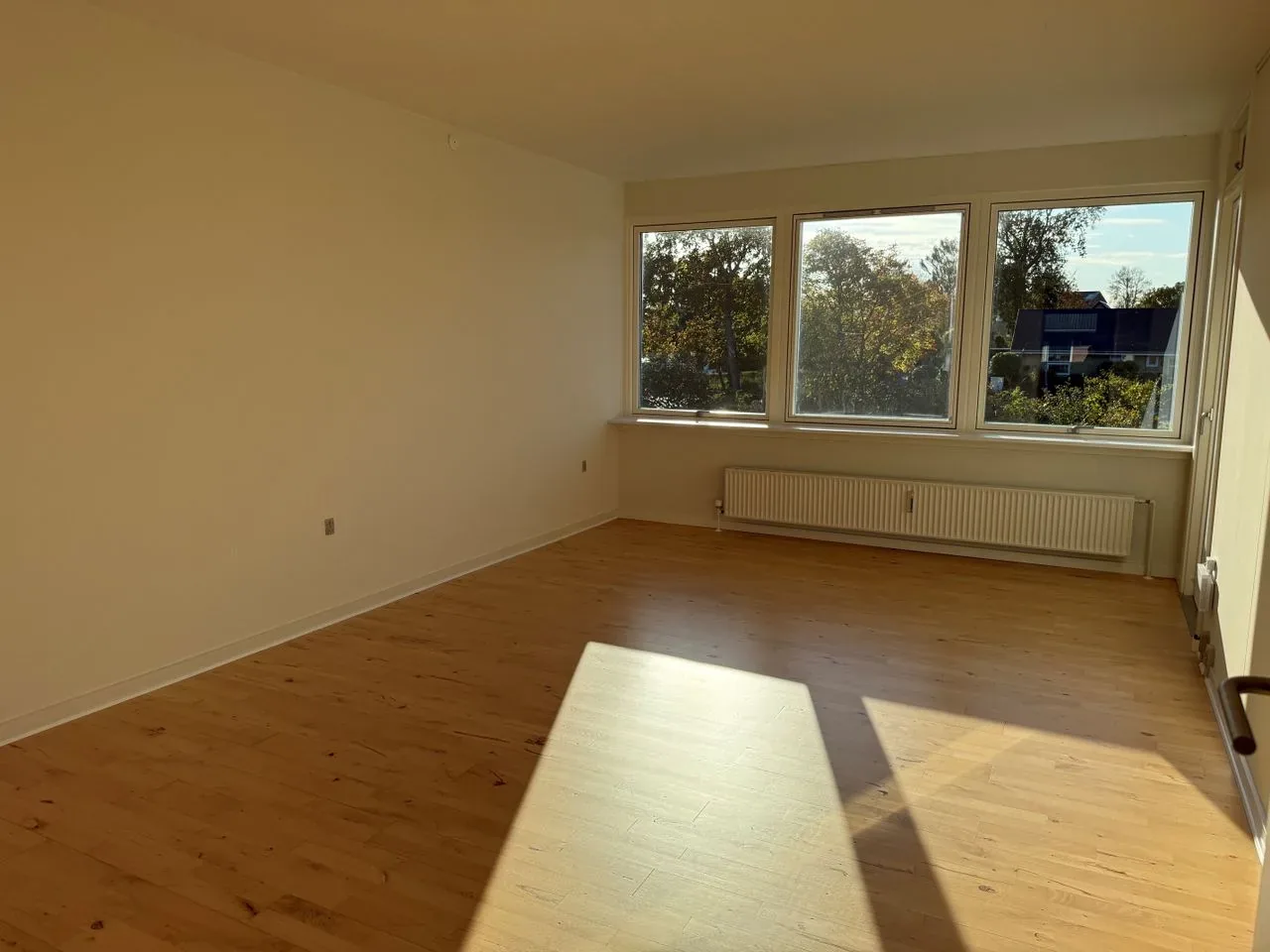 3-room apartment with a balcony in 9900 Frederikshavn image 6