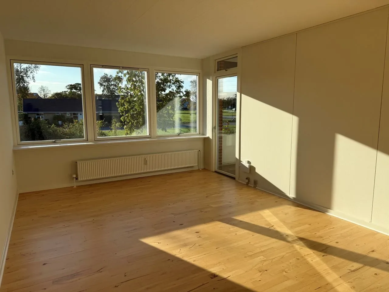 3-room apartment with a balcony in 9900 Frederikshavn image 5