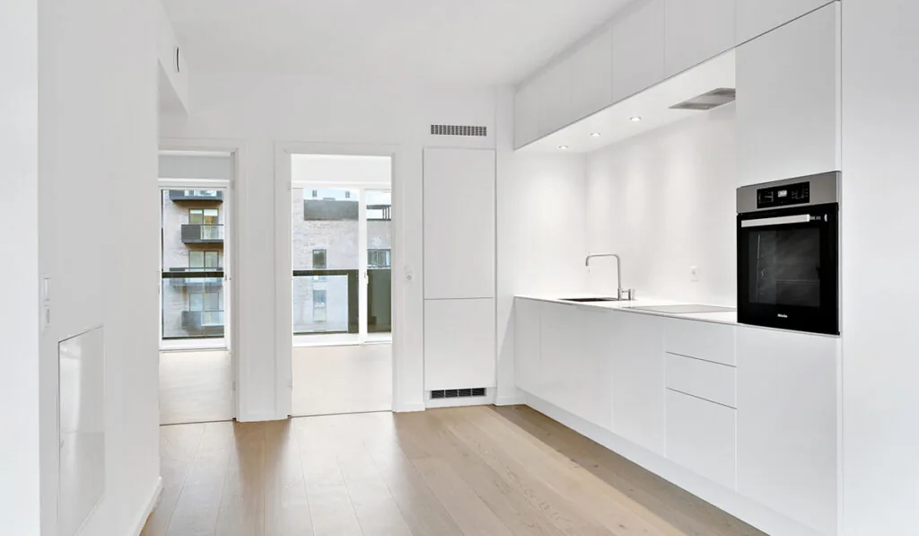 4-room apartment with a balcony in 2300 Kbh. S image 5