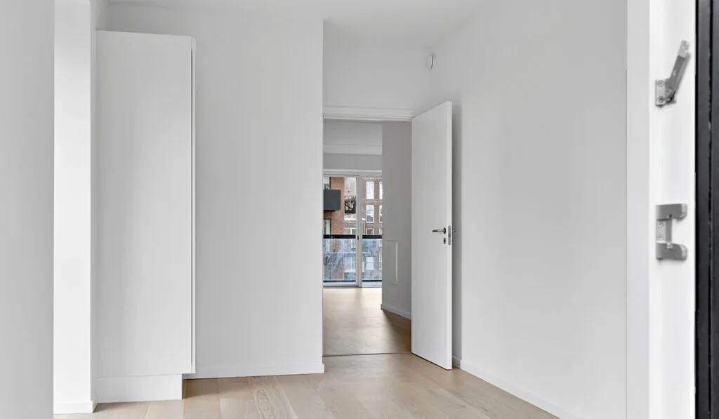 4-room apartment with a balcony in 2300 Kbh. S image 3