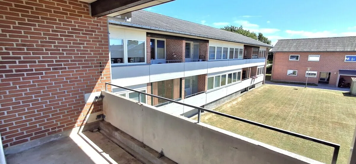 2-room apartment with a balcony in 9900 Frederikshavn image 5