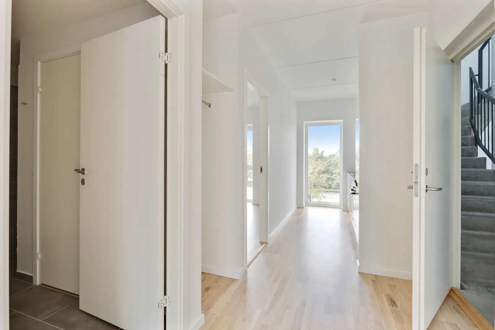 3-værelses lejlighed med elevator i 2630 Høje Tåstrup billede 6