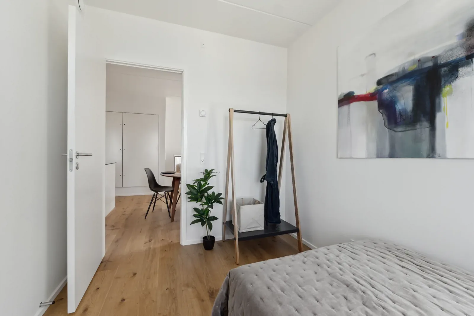 3-room apartment with a balcony in 5000 Odense C image 6