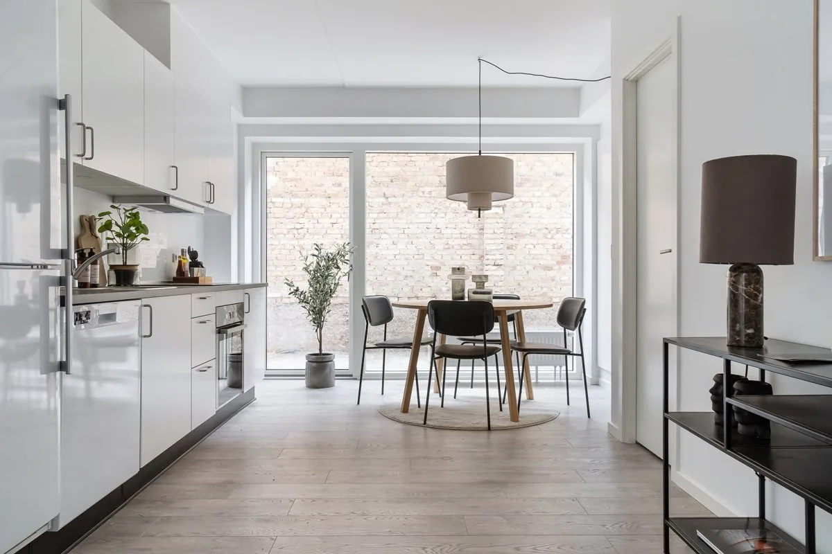2-room apartment with a balcony in 5000 Odense C image 4