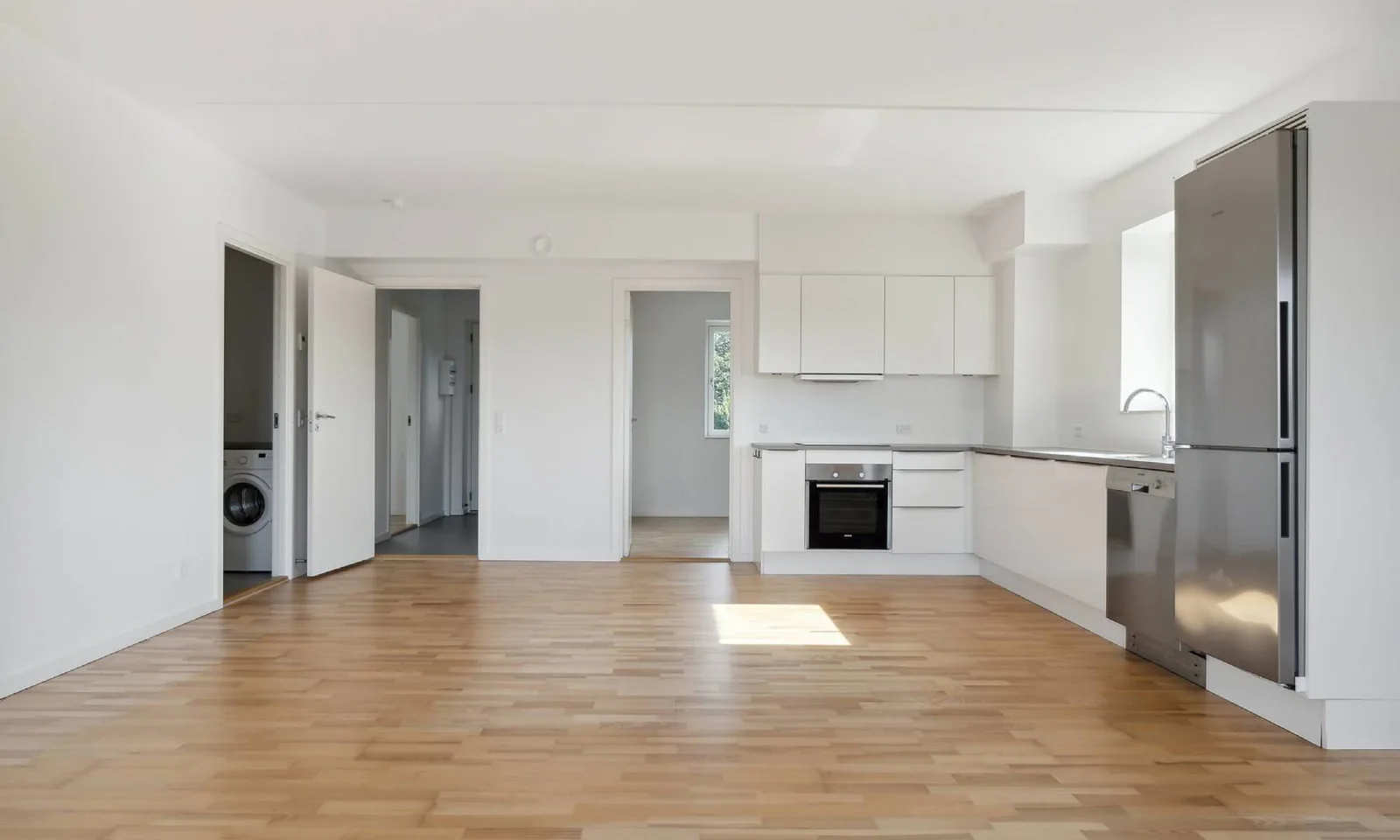 3-room apartment with a balcony in 3400 Hillerød image 5
