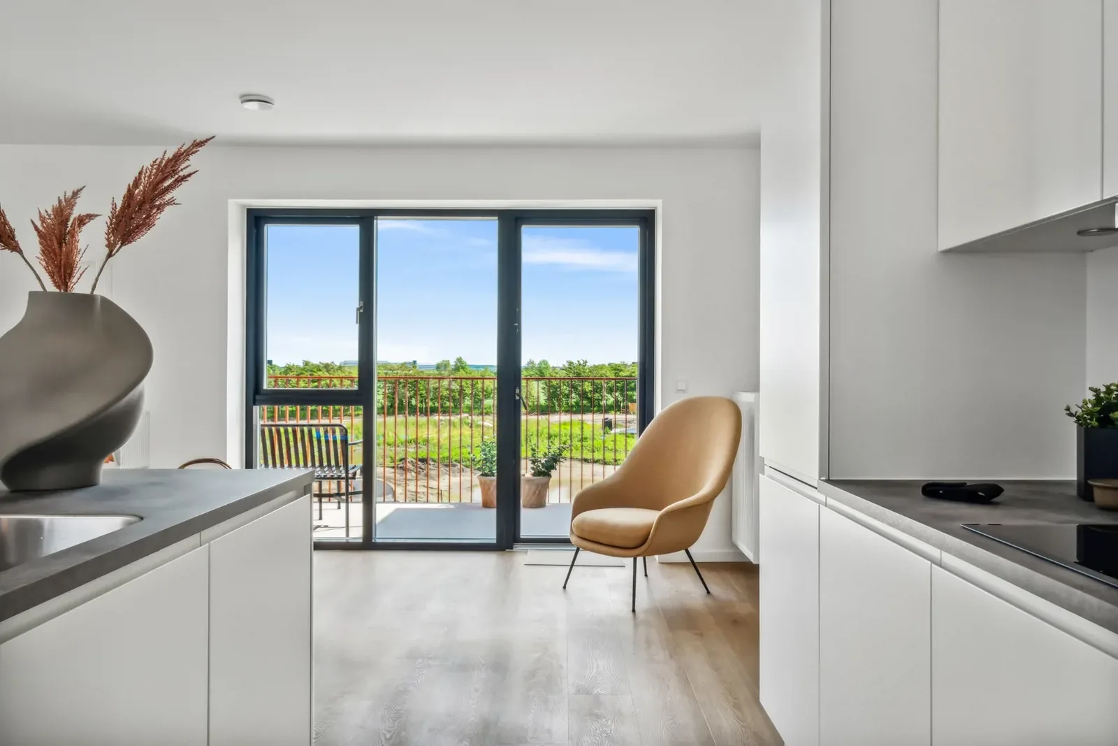 3-room apartment with a balcony in 9220 Ålborg Øst image 6