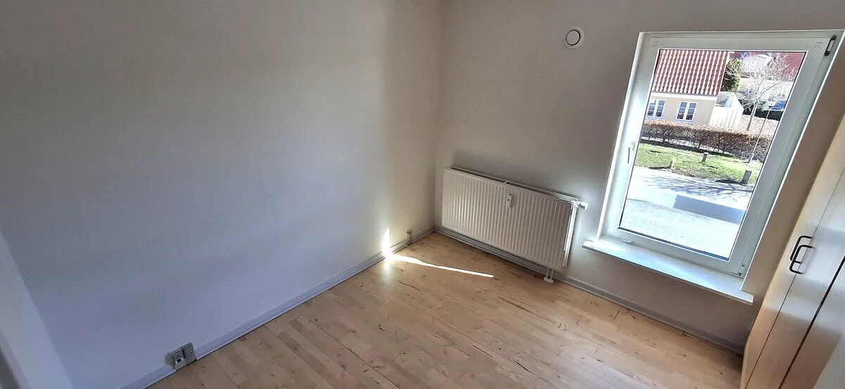 2-værelses lejlighed med altan i 9900 Frederikshavn billede 4