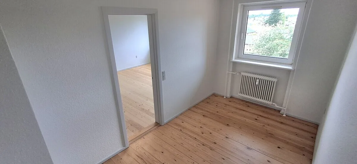 3-room apartment with a balcony in 9900 Frederikshavn image 5