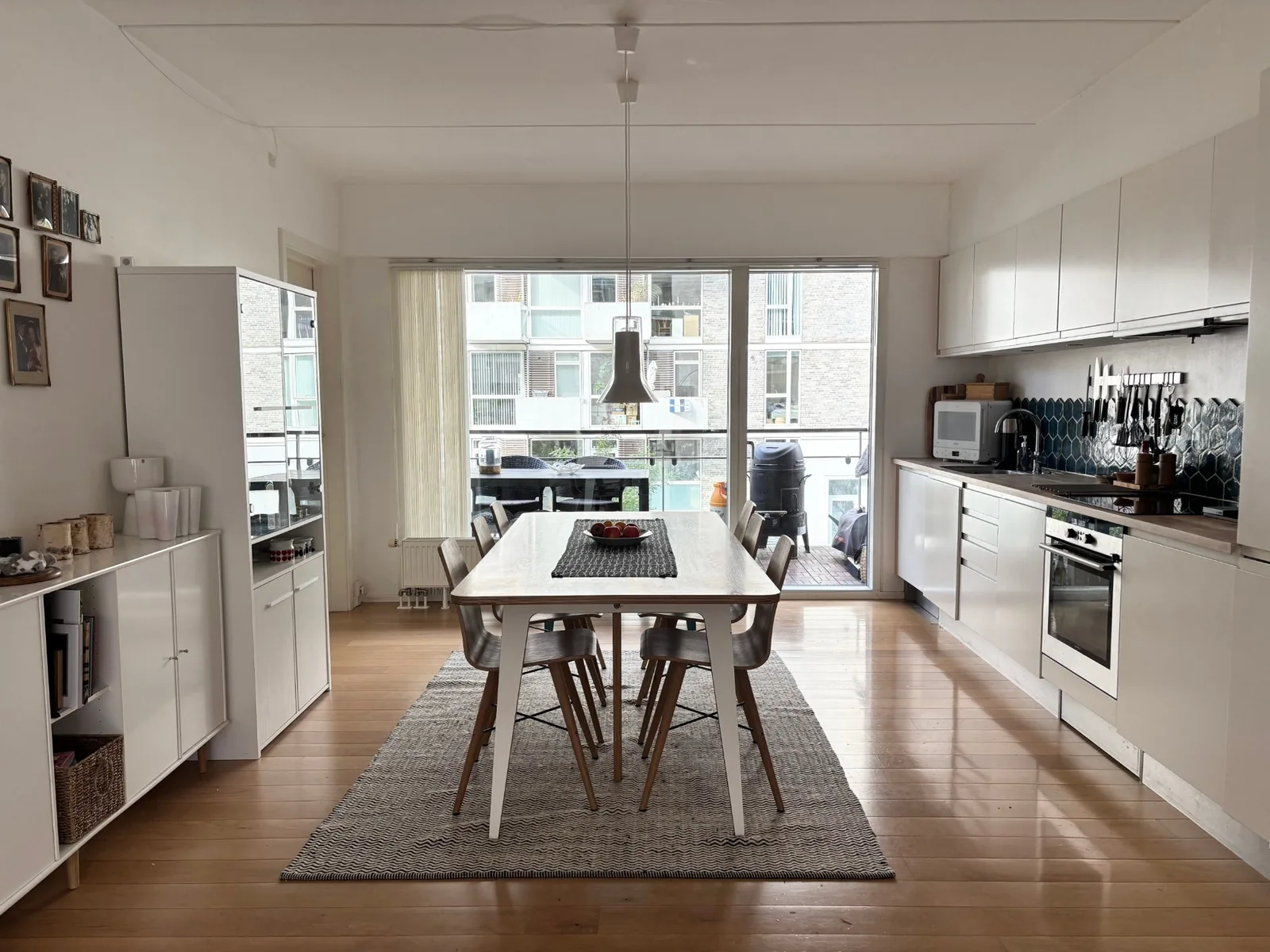 4-room apartment with a balcony in 2300 København image 2