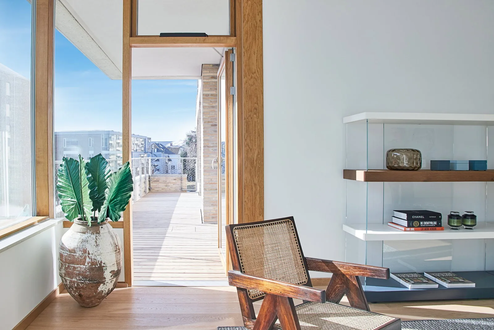 4-room apartment with an elevator in 2900 Hellerup image 4