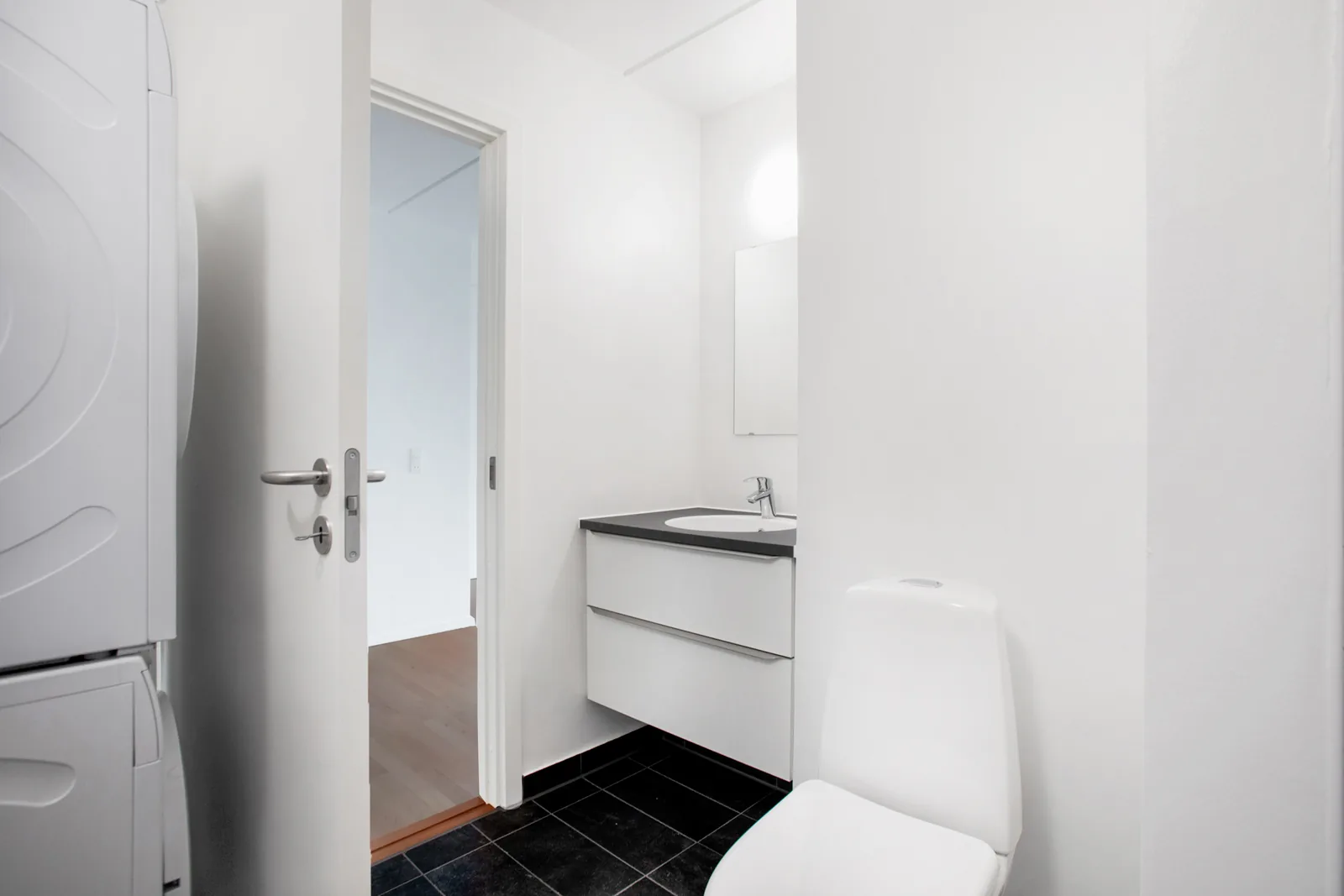 2-værelses lejlighed med elevator i 2100 København Ø billede 2