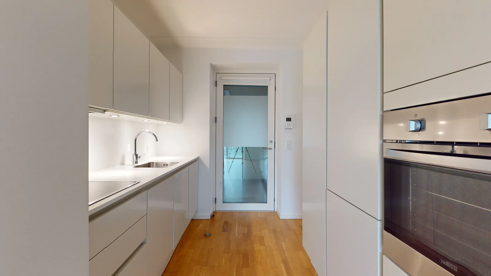 2-room apartment with an elevator in 2300 København S image 2