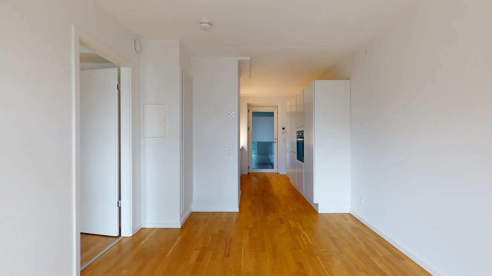 2-room apartment with an elevator in 2300 København S image 3