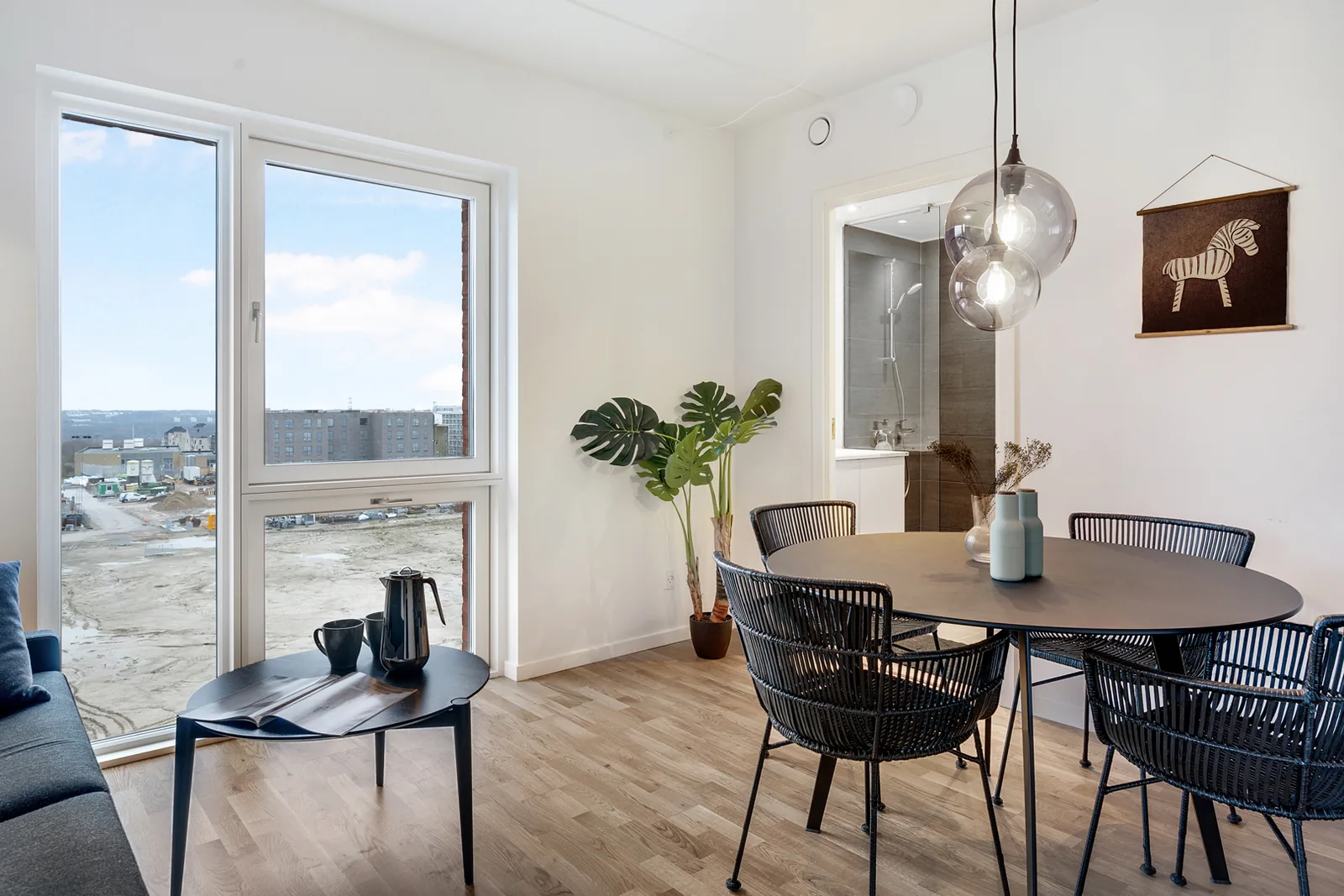 2-room apartment with a balcony in 8220 Brabrand image 4