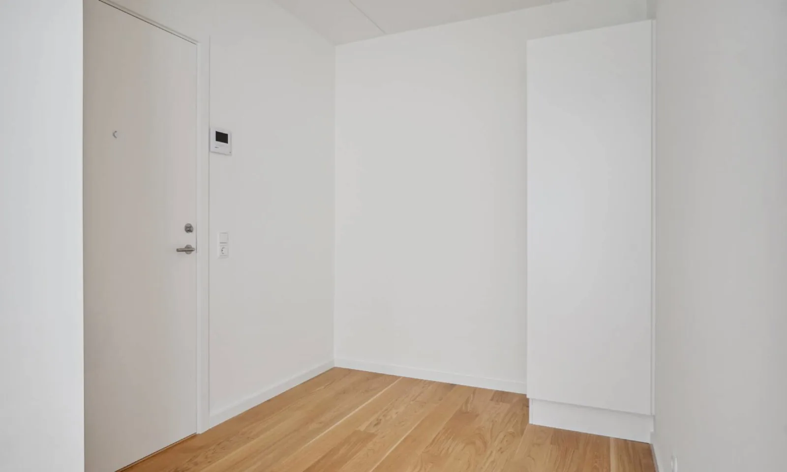 3-room apartment with a balcony in 2730 Herlev image 4