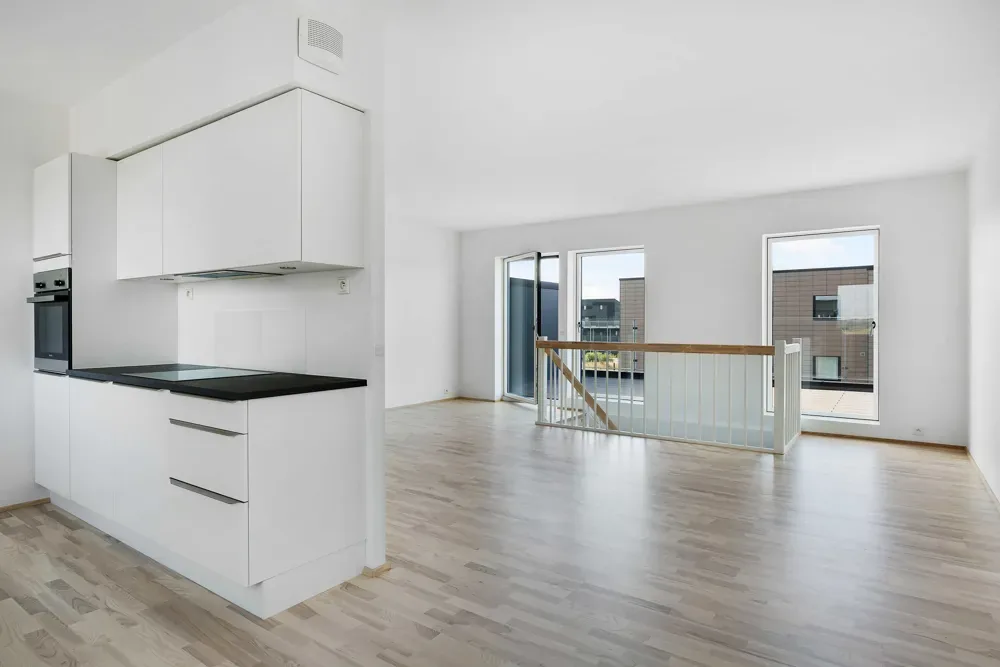 4-room apartment with parking in 2680 Solrød Strand image 2