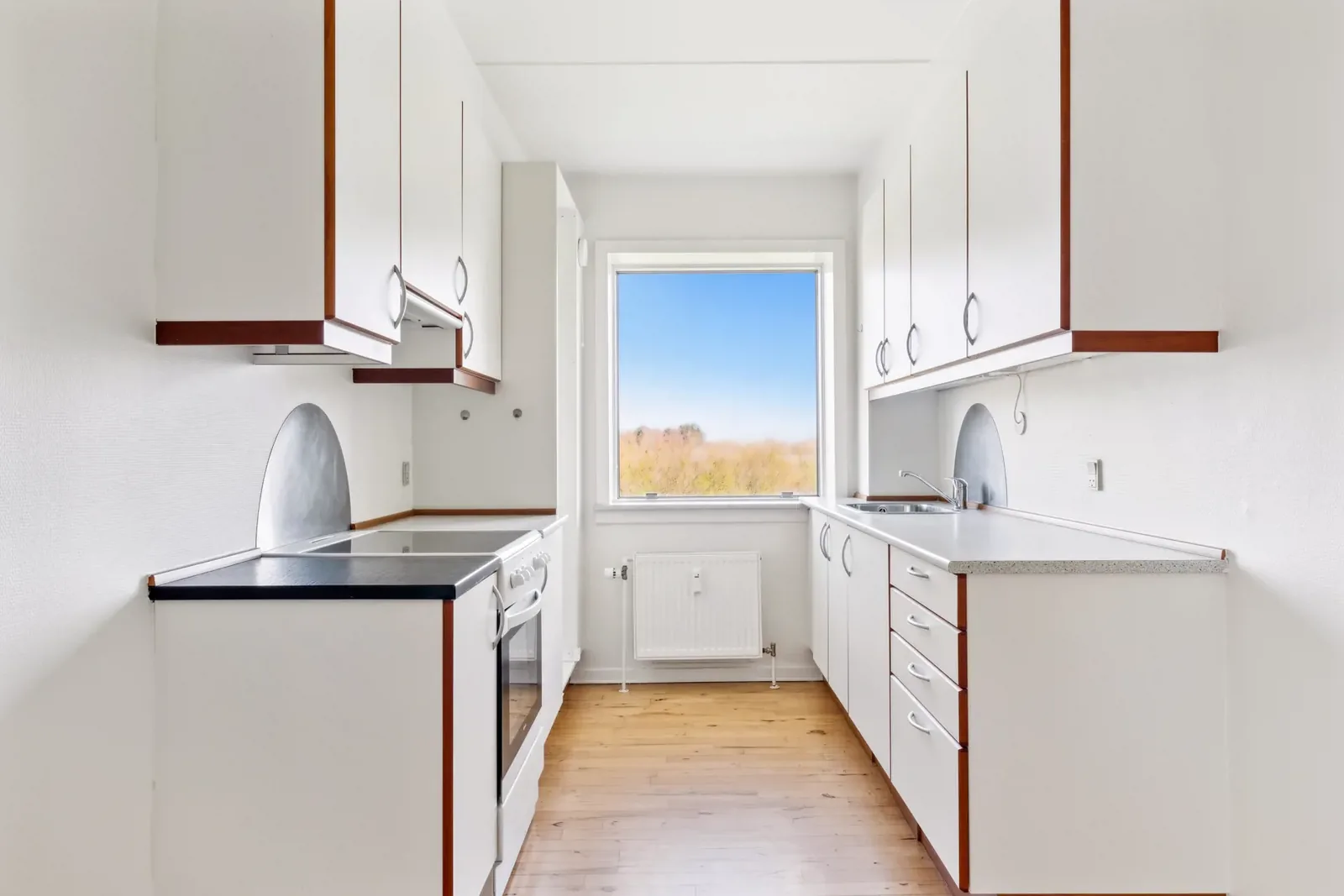 4-room apartment with a balcony in 9210 Ålborg SØ image 2