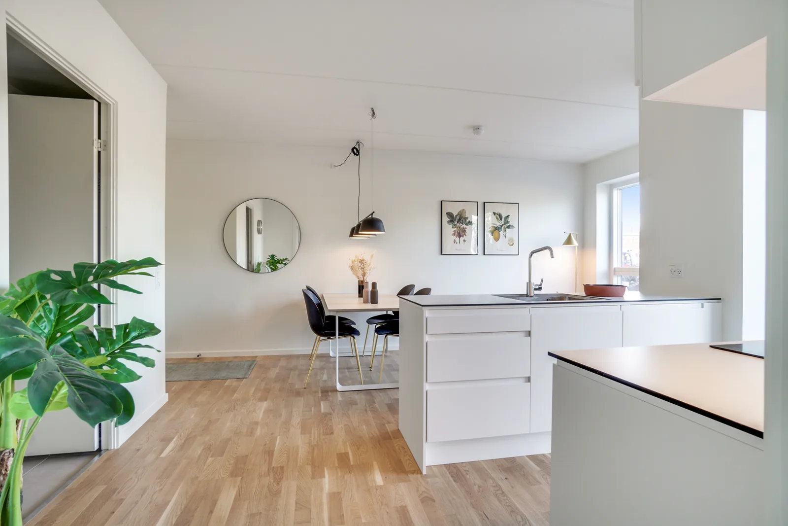 2-værelses lejlighed med altan i 5000 Odense C billede 2
