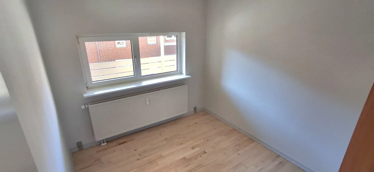 3-room apartment with a balcony in 9900 Frederikshavn image 5