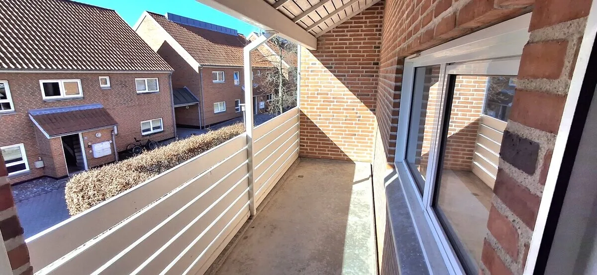 3-room apartment with a balcony in 9900 Frederikshavn image 6