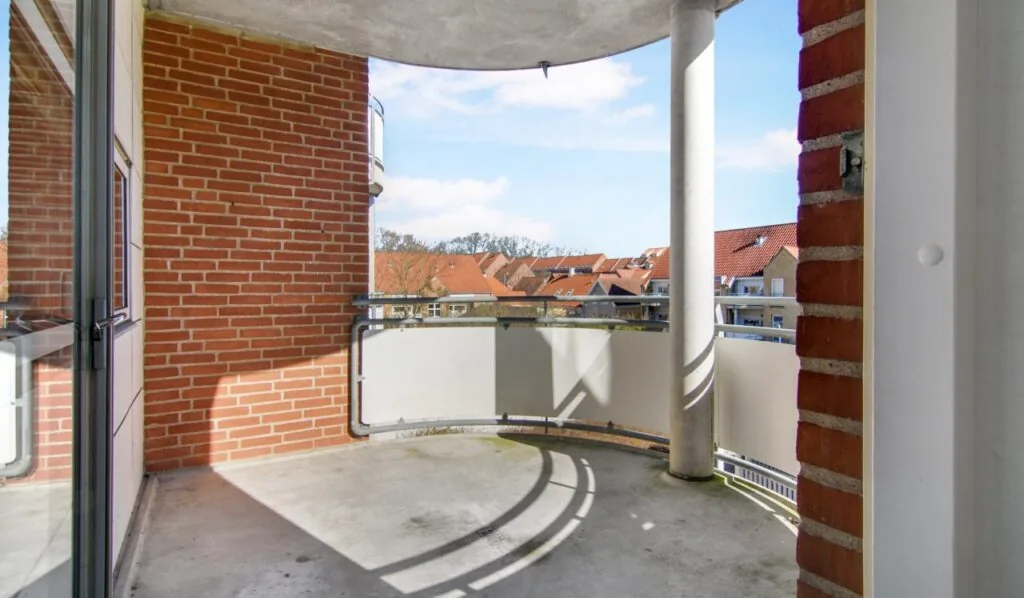 4-room apartment with a balcony in 7000 Fredericia image 3