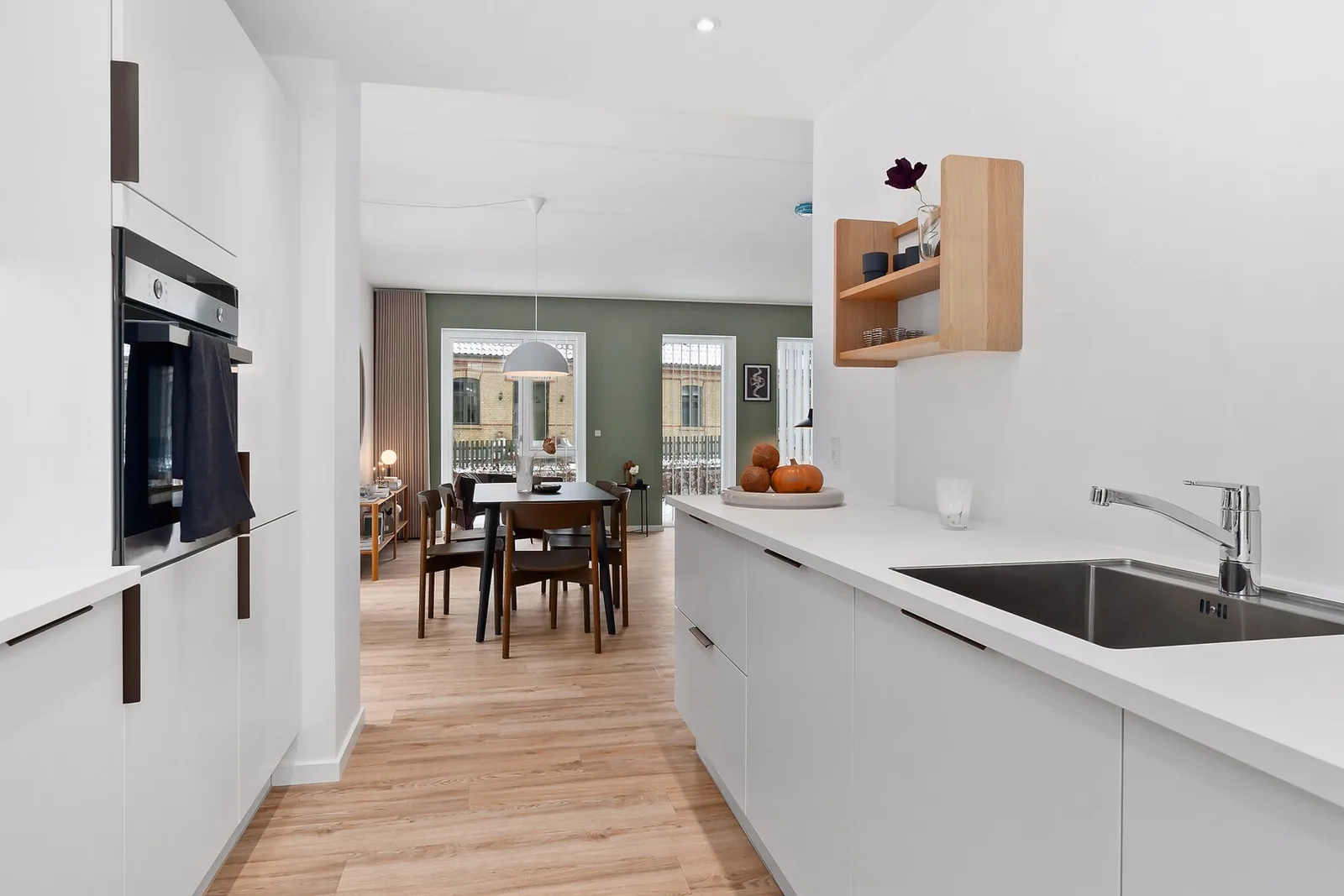 4-room townhouse with a balcony in 9260 Gistrup