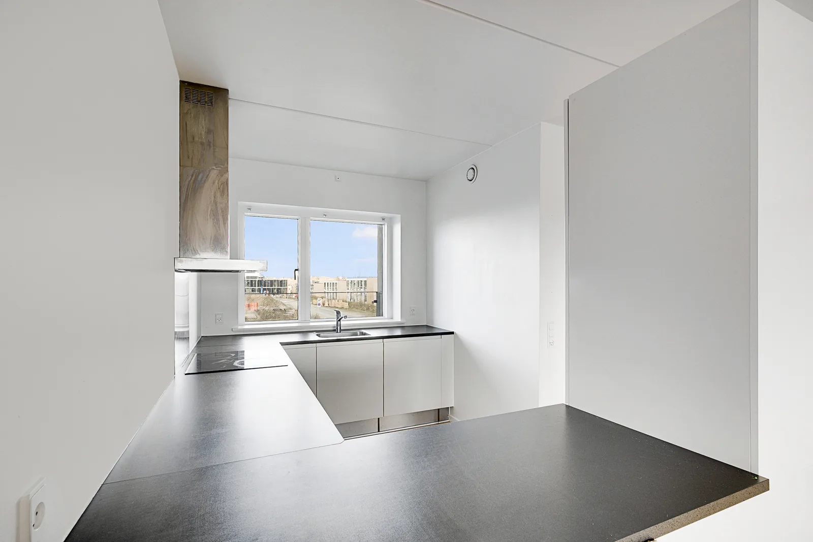 2-room apartment with a balcony in 9260 Gistrup image 3