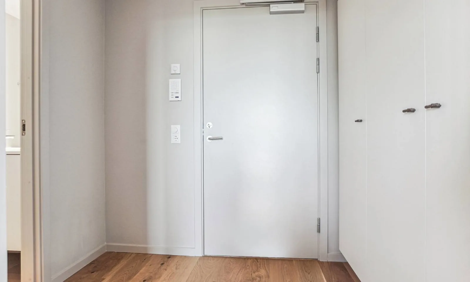 1-room apartment with a balcony in 2300 København S image 6
