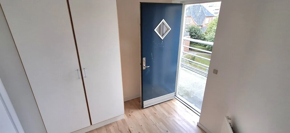 2-room apartment with an elevator in 9900 Frederikshavn image 5
