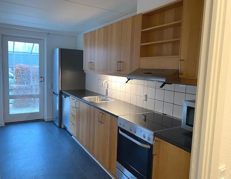 2-room apartment with a balcony in 5250 Odense SV image 3