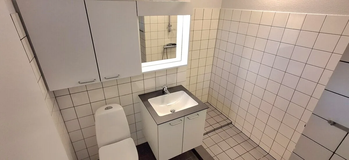 2-værelses lejlighed med altan i 9900 Frederikshavn billede 4