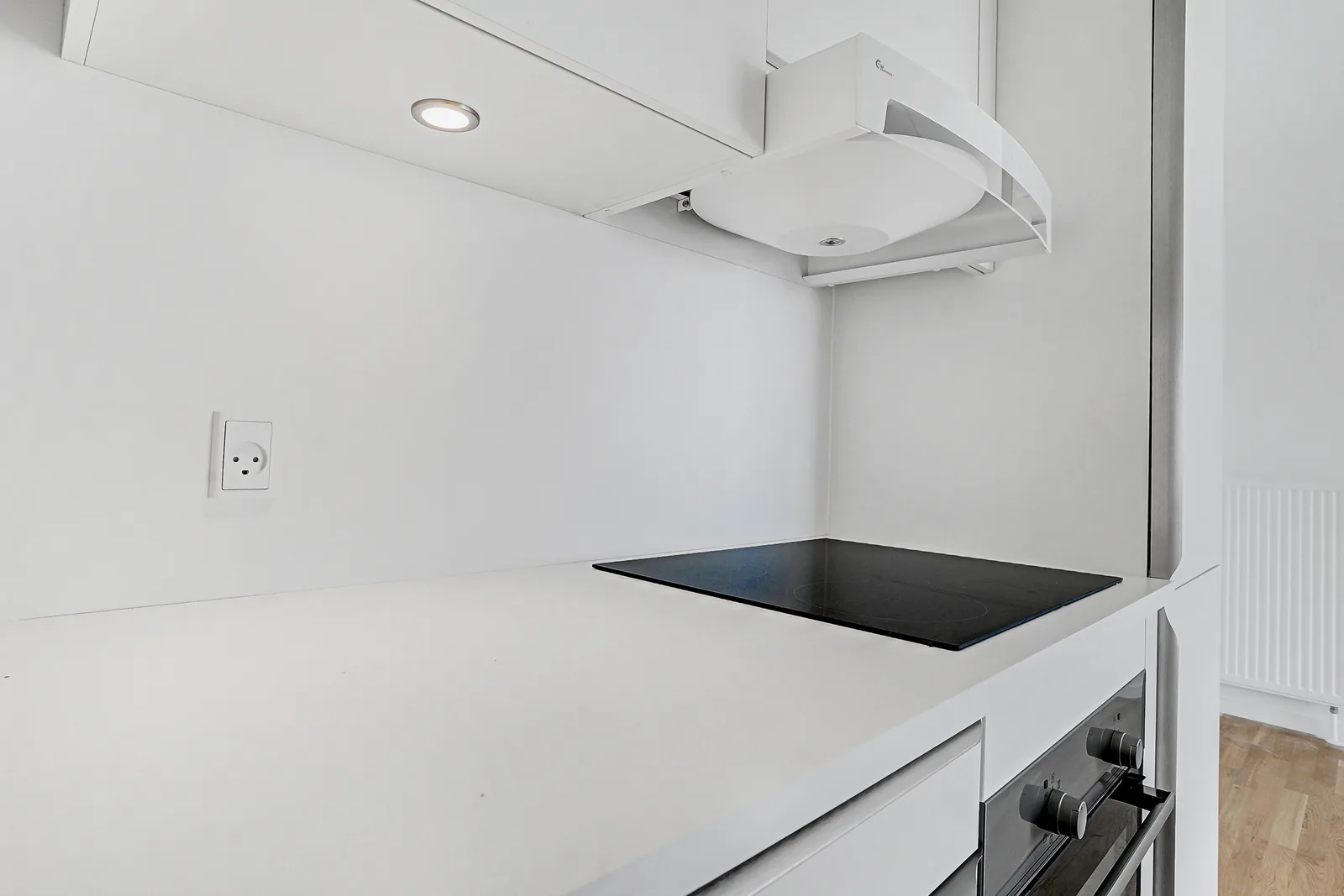 2-room apartment with a balcony in 8240 Risskov image 6