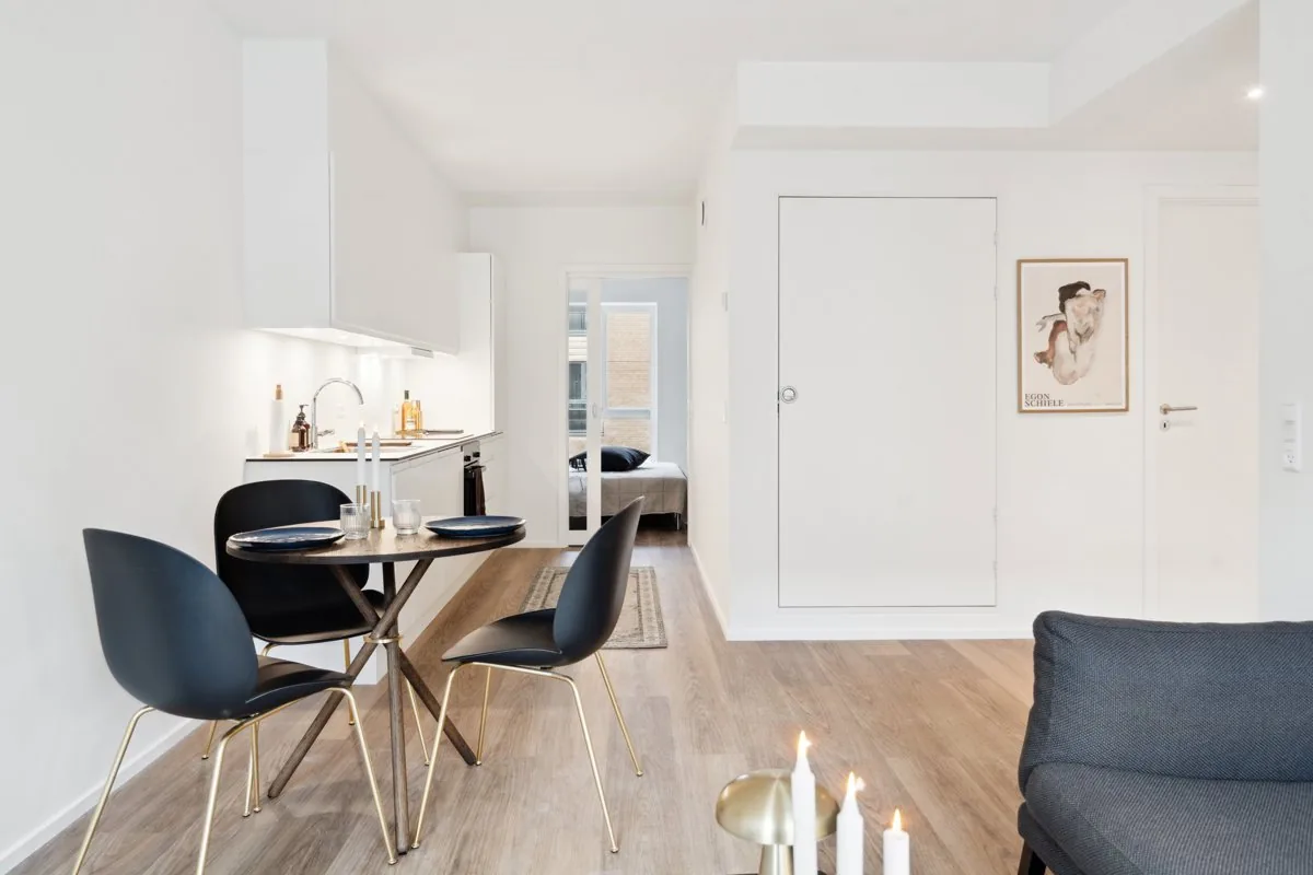 3-room apartment with a balcony in 5000 Odense C image 2