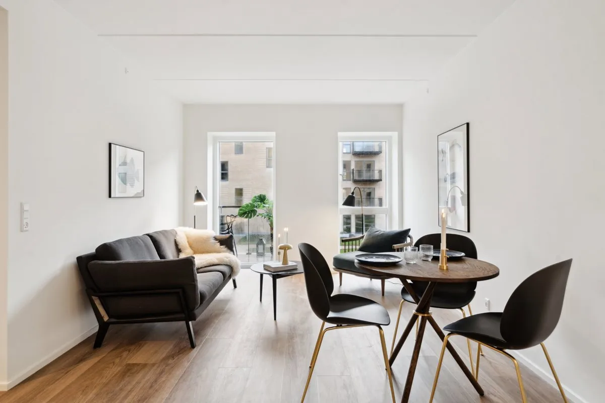 3-room apartment with a balcony in 5000 Odense C image 1