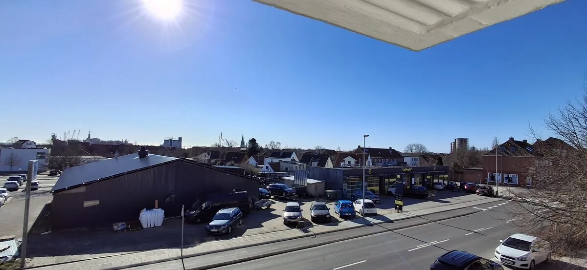 2-room apartment with a balcony in 9900 Frederikshavn image 5