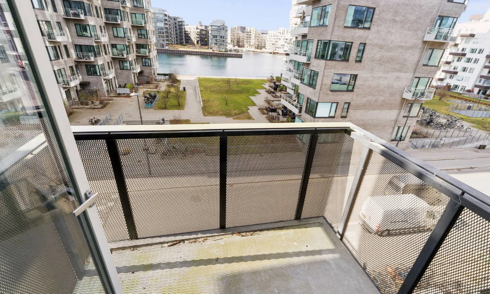 1-værelses lejlighed med altan i 2300 København S billede 1