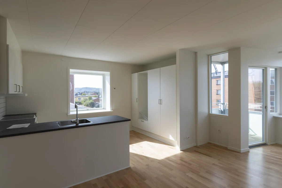 3-room apartment with a balcony in 9900 Frederikshavn image 2