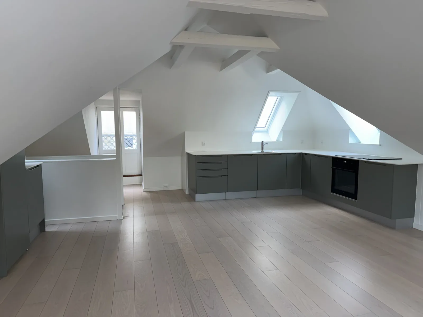3-værelses lejlighed med terrasse i 2920 Charlottenlund billede 2
