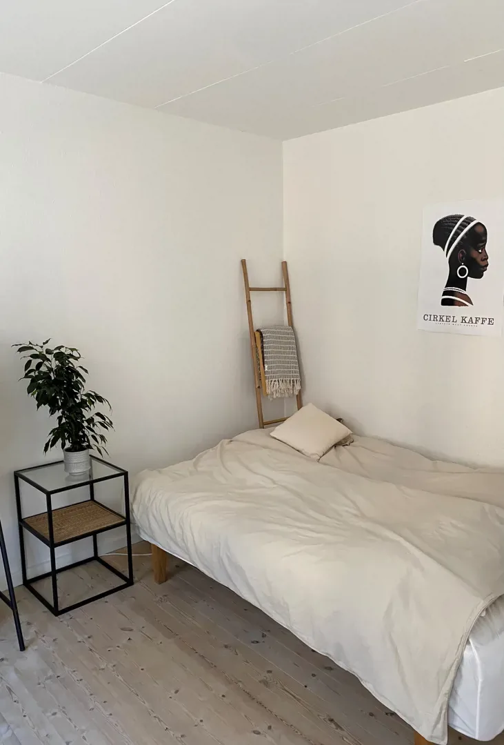 1-room apartment in 9000 Ålborg image 5