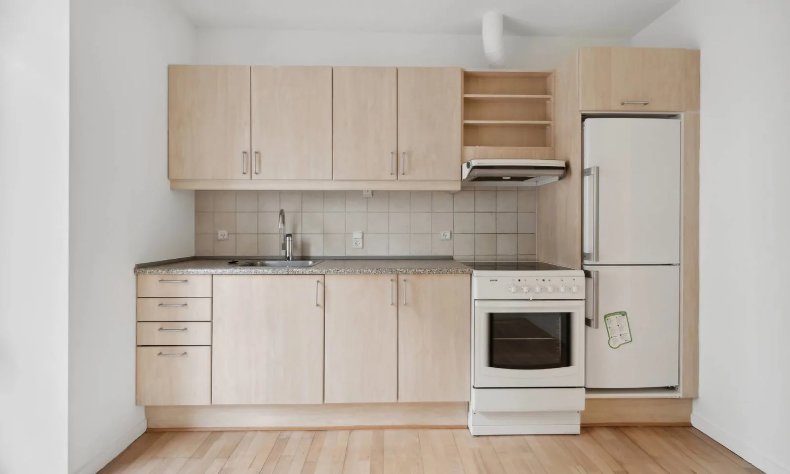 3-room apartment with a balcony in 5000 Odense image 6