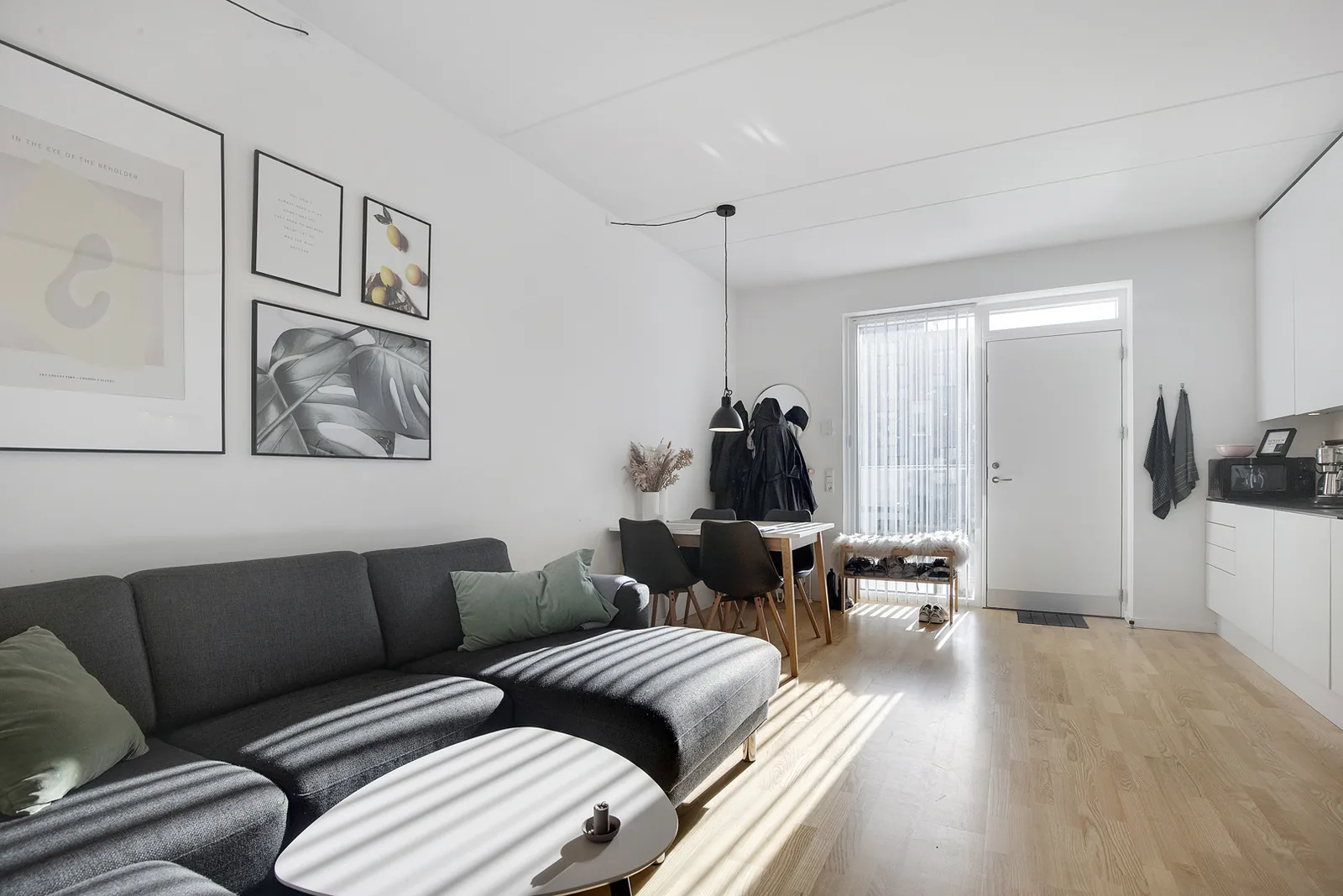 3-room apartment with a balcony in 8000 Århus C image 4