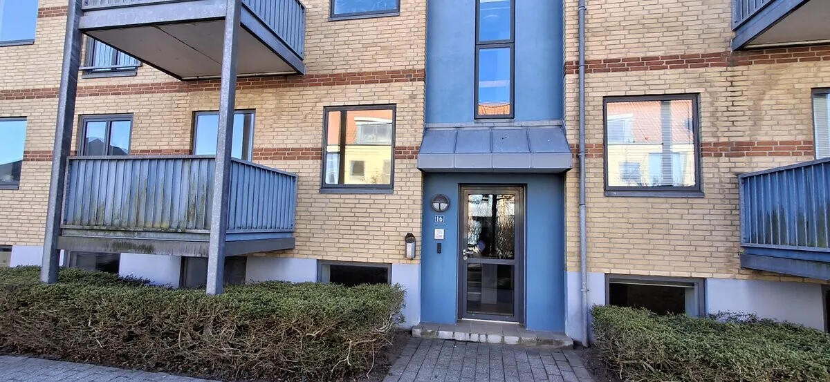 2-værelses lejlighed med altan i 9900 Frederikshavn billede 6