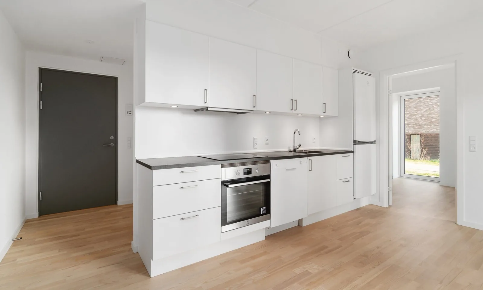 2-room apartment with an elevator in 8240 Risskov image 1