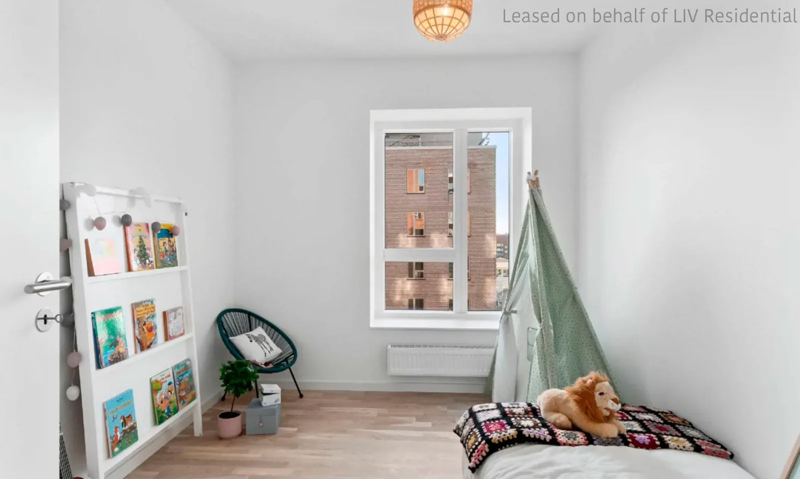 2-room apartment with a balcony in 2300 København S image 2