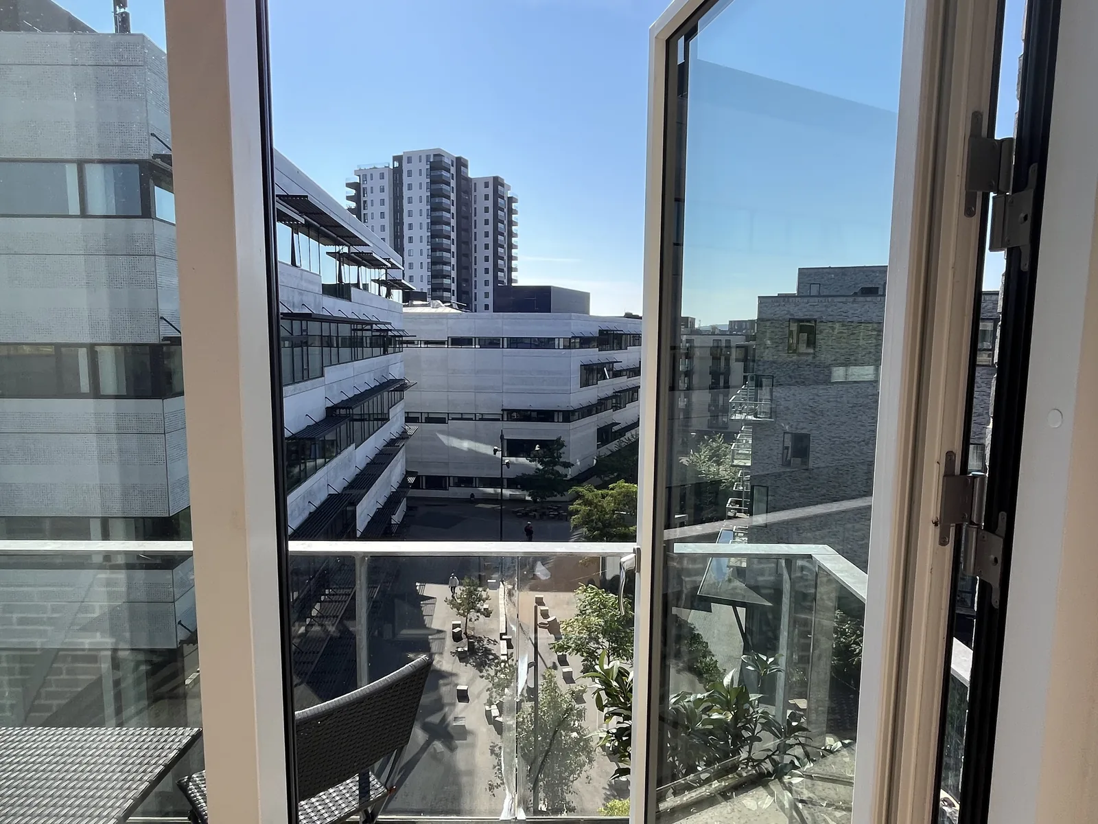 3-room apartment with a balcony in 8000 Århus C image 2