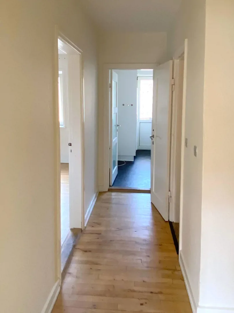 2-room apartment with a balcony in 9000 Ålborg image 6
